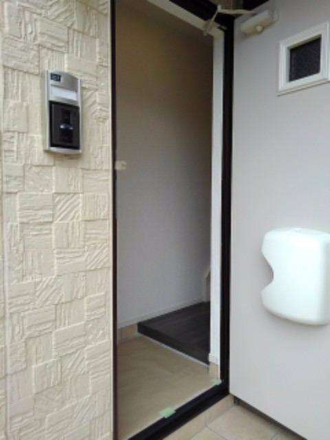 玄関　シューズボックスのある玄関です