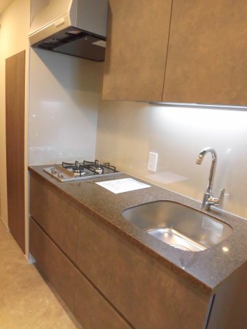 キッチン　※別部屋参考写真