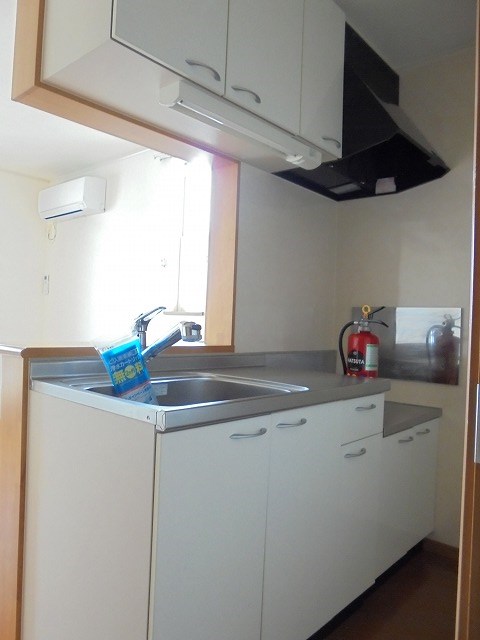 キッチン　写真は202号室です