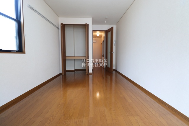 その他部屋・スペース　窓から暖かな日差しが入ります♪