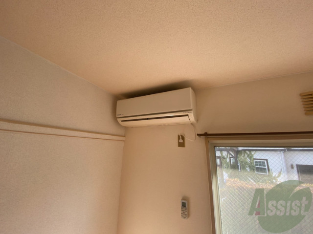 その他設備　エアコンがついているので、寒暖対策もばっちりです。