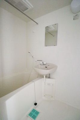 バス・シャワールーム　バス