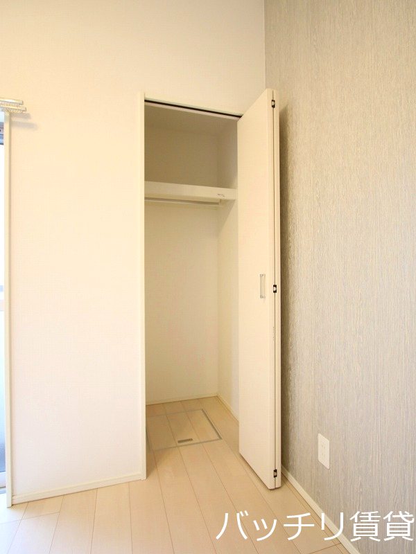 収納　別号室タイプの為、現状を優先致します。