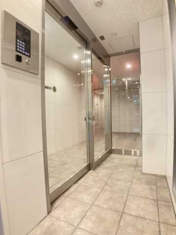 ロビー　First Residence西日暮里