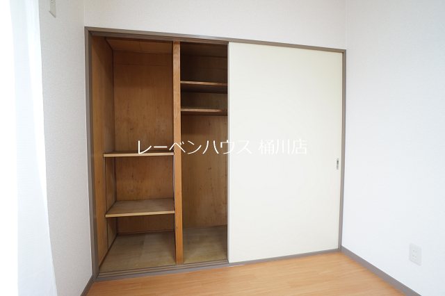 収納　レーベンハウス桶川店へ　048-787-5511