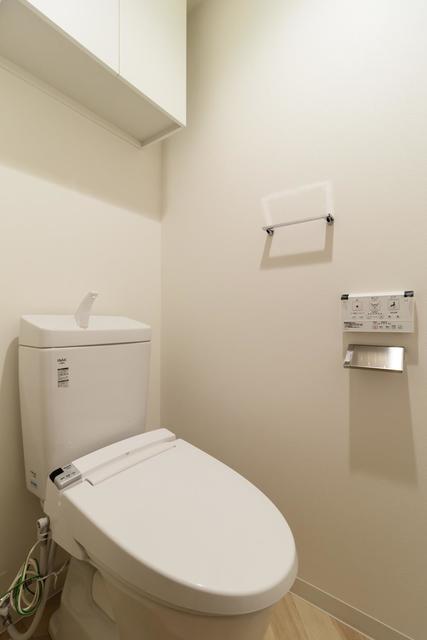 トイレ　※写真は同タイプ住戸です。