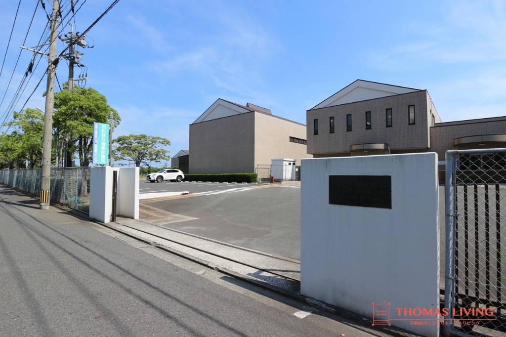 病院　若松休日急患診療所（病院）まで823m