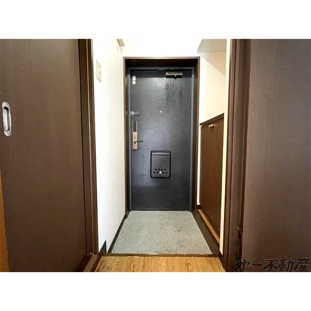 玄関　玄関