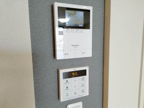 セキュリティ　TVモニターホン、オートロック解除