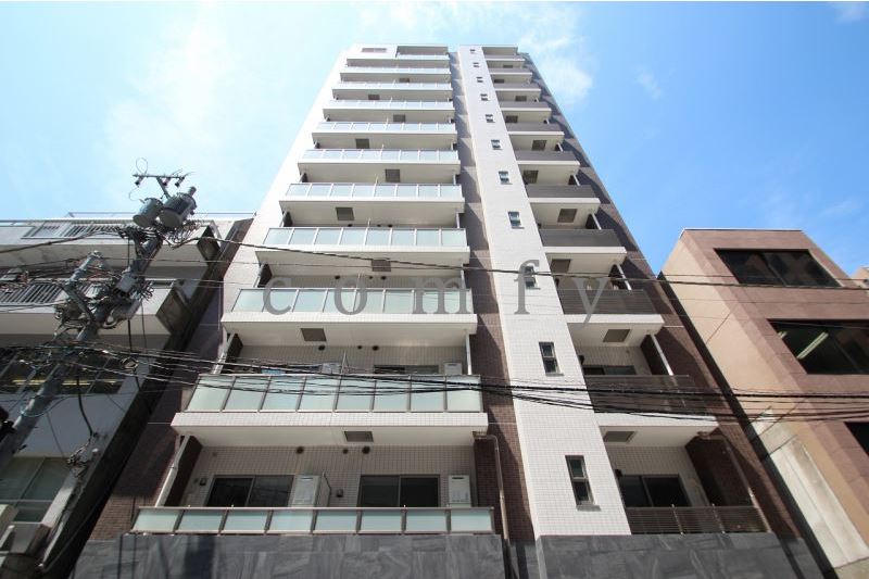 建物外観　２０１６年７月竣工