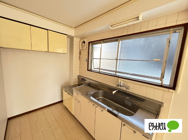 キッチン　他号室の写真です。