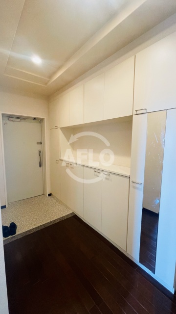 玄関　シャーメゾン白鷺