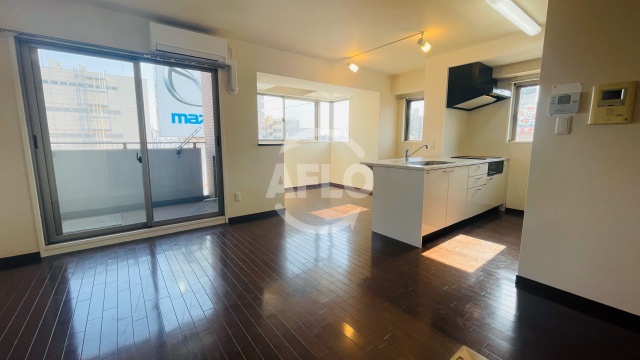 居室・リビング　シャーメゾン白鷺