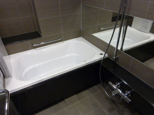 バス・シャワールーム　バス