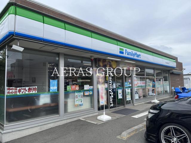 コンビニ　ファミリーマート 東大和新青梅街道店（コンビニ）まで572m