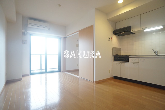 居室・リビング　開放感のあるゆったりとしたお部屋です♪