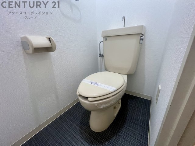 トイレ　温水洗浄便座です♪