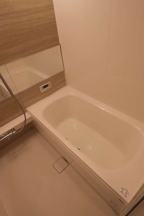 バス・シャワールーム　ゆったり過ごせるお風呂です