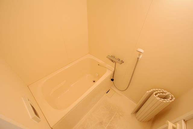 バス・シャワールーム　バストイレ別でおすすめです☆