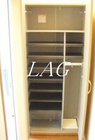 収納　シューズボックスです。