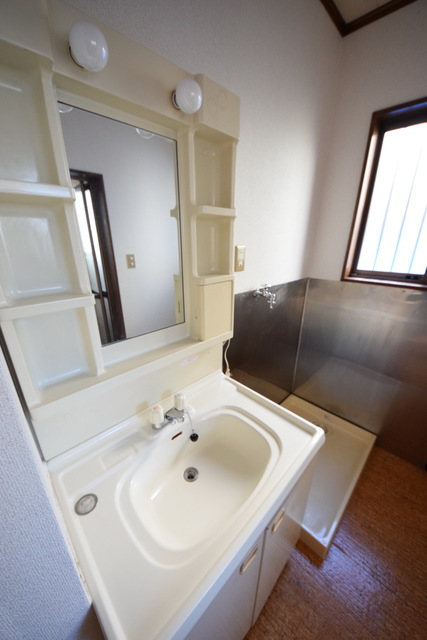 洗面設備　～あると便利な設備ですっ～