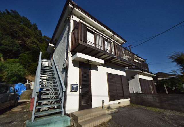 建物外観　～青い空っ～