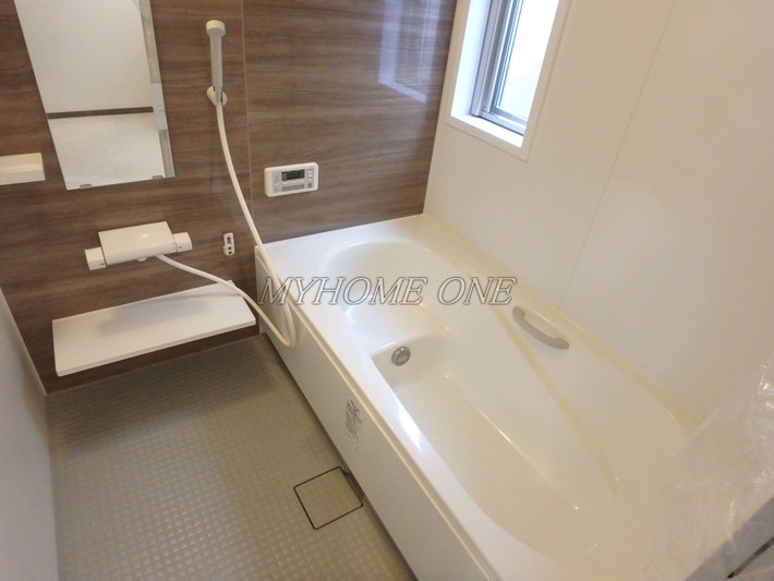 バス・シャワールーム　追焚バス