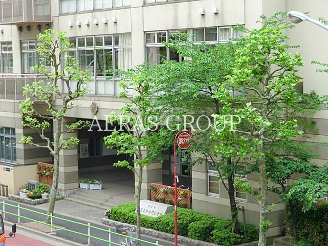 小学校　港区立御成門小学校（小学校）まで427m