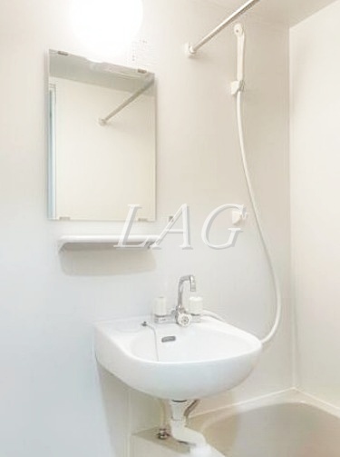 洗面設備　洗面台です。