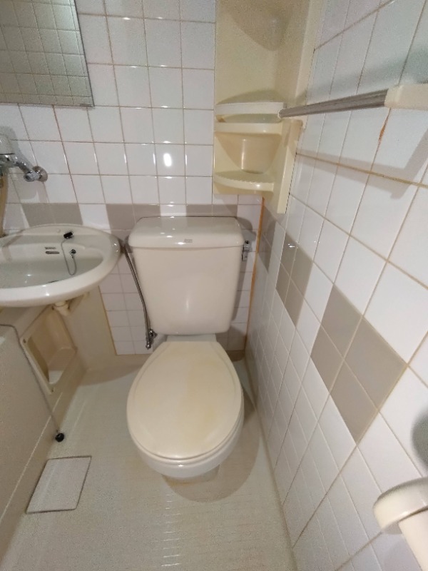 トイレ　※別室参考写真