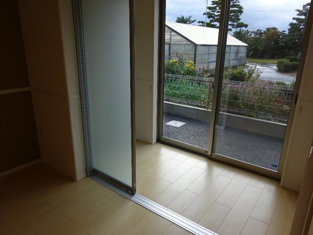 バルコニー　※別室参考写真※