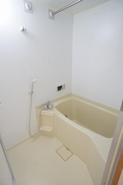 バス・シャワールーム　追い焚きあります