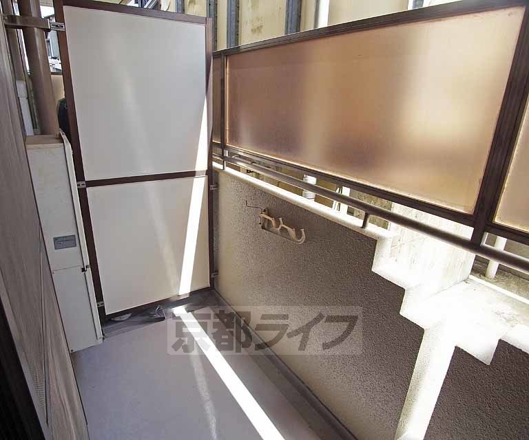 バルコニー　きれいなバルコニーです。