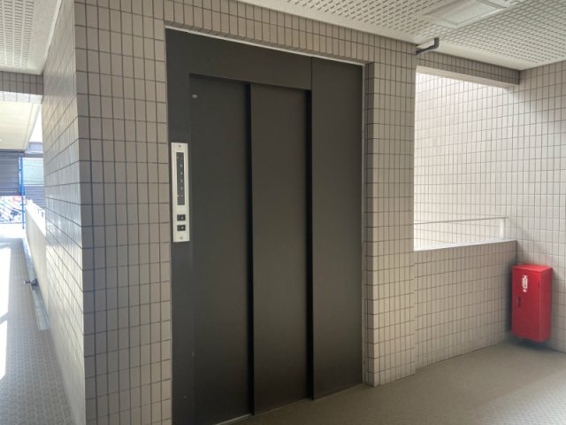 その他　エレベータ