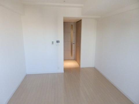 居室・リビング　室内