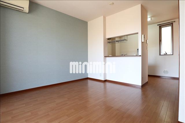 居室・リビング　人気のカウンターキッチンです。