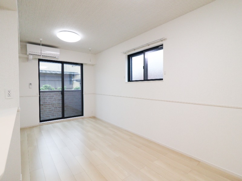 居室・リビング　図面と現状に相違がある場合には現状を優先