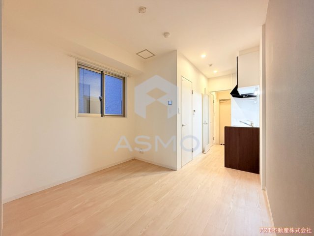 居室・リビング　同マンション別部屋参考写真