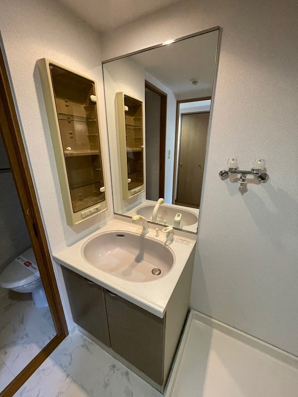 洗面設備　現況優先