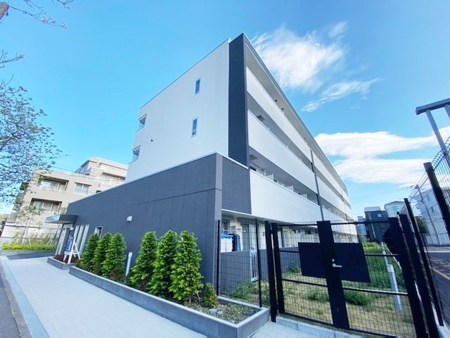 建物外観　LIBRGRANT世田谷弦巻