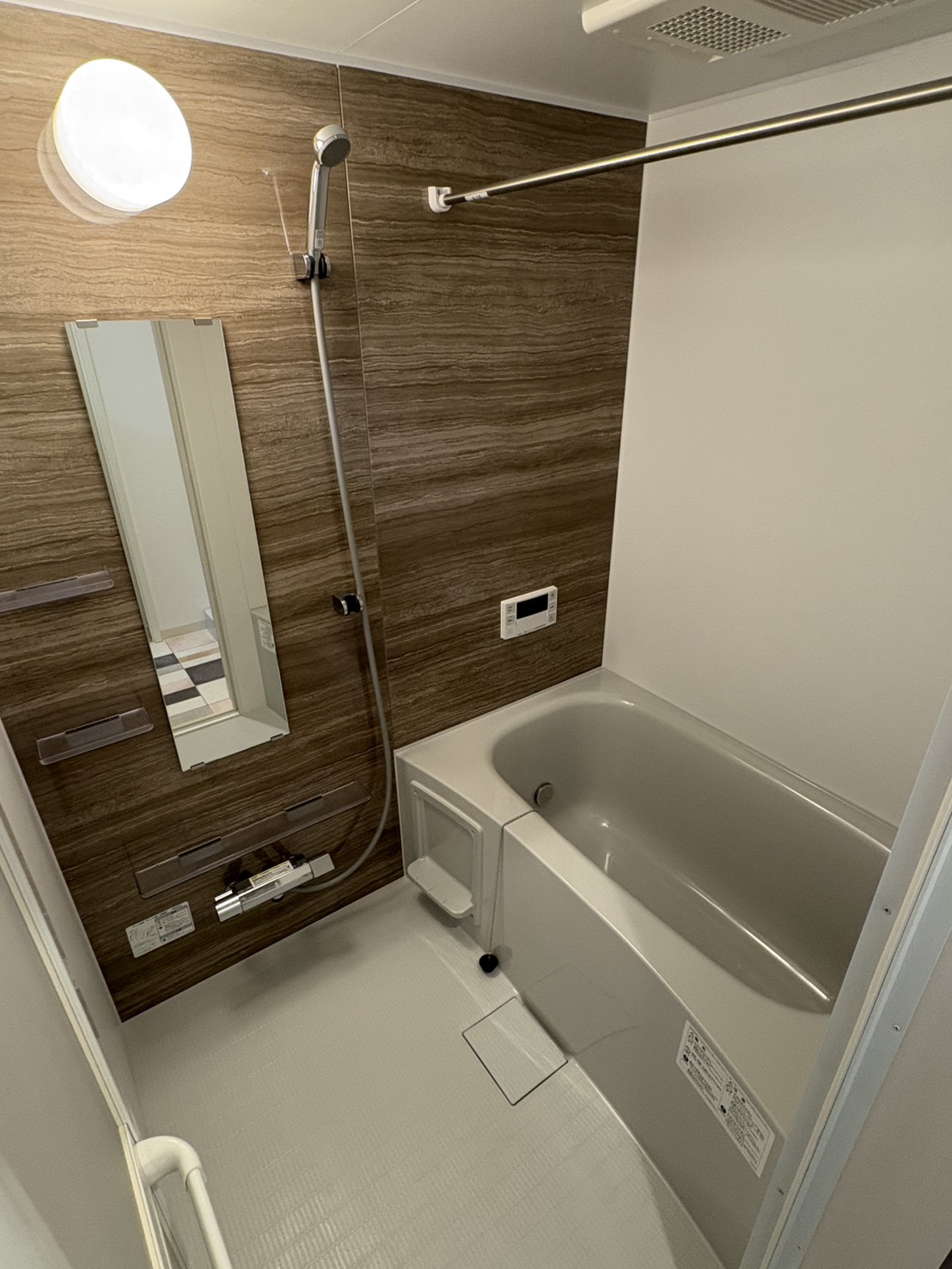 バス・シャワールーム