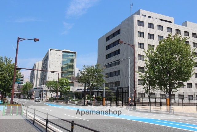 小学校　福岡市立小学校舞鶴小学校（小学校）まで739m