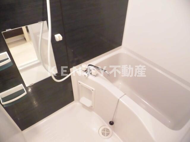 バス・シャワールーム　きれいなお風呂です