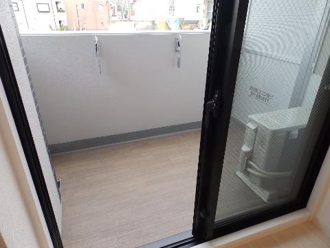 バルコニー　ベランダ