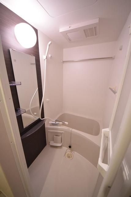 バス・シャワールーム　バス