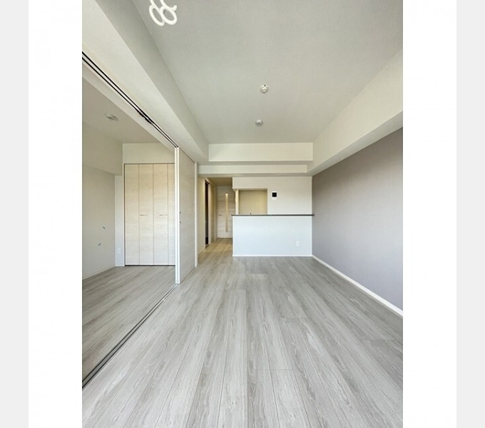 居室・リビング　12.1帖のリビングです☆