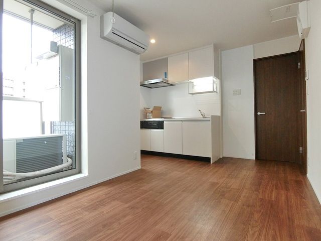 居室・リビング　★7帖の洋室★