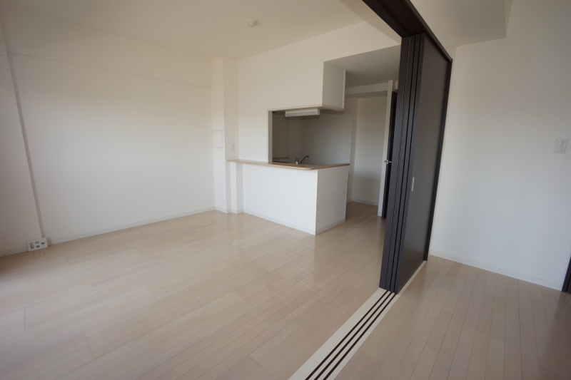 居室・リビング　他号室の写真になります。