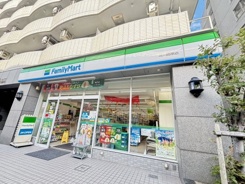 コンビニ　ファミリーマート淀川宮原店（コンビニ）まで225m