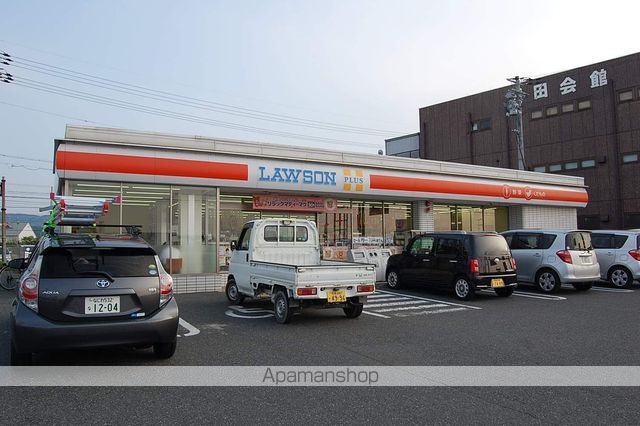 コンビニ　ローソン（コンビニ）まで447m